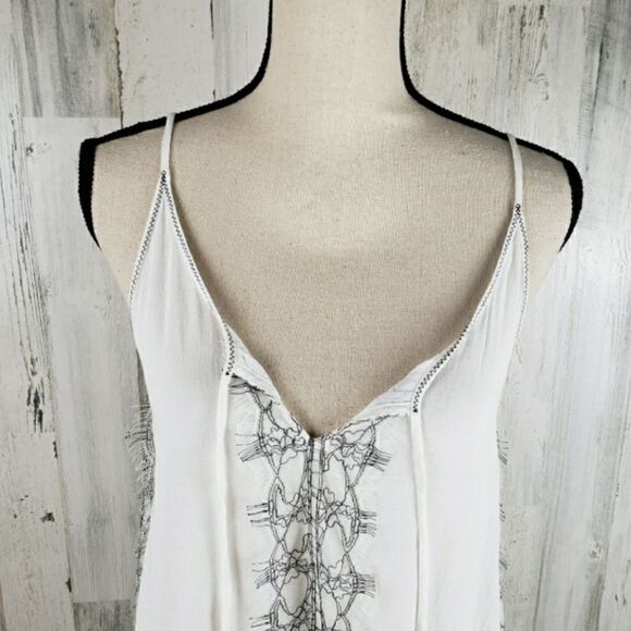 Mustard Seed Lace Trim Tank Size Small - Picture 2 of 10